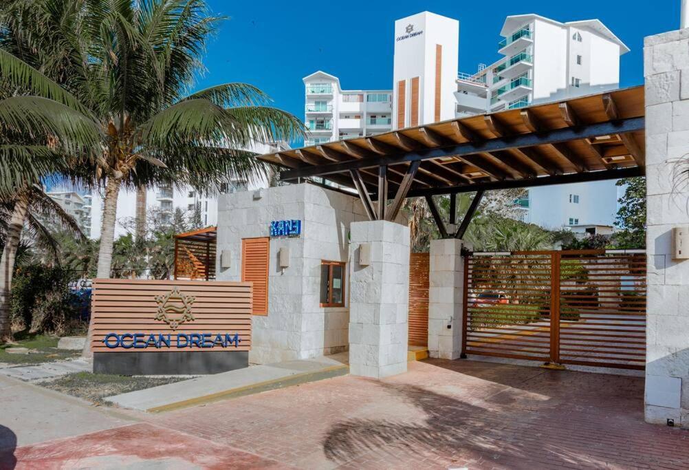 *Turquoise Escape- Beachfront Studio By Casa Paraiso* Канкун Экстерьер фото