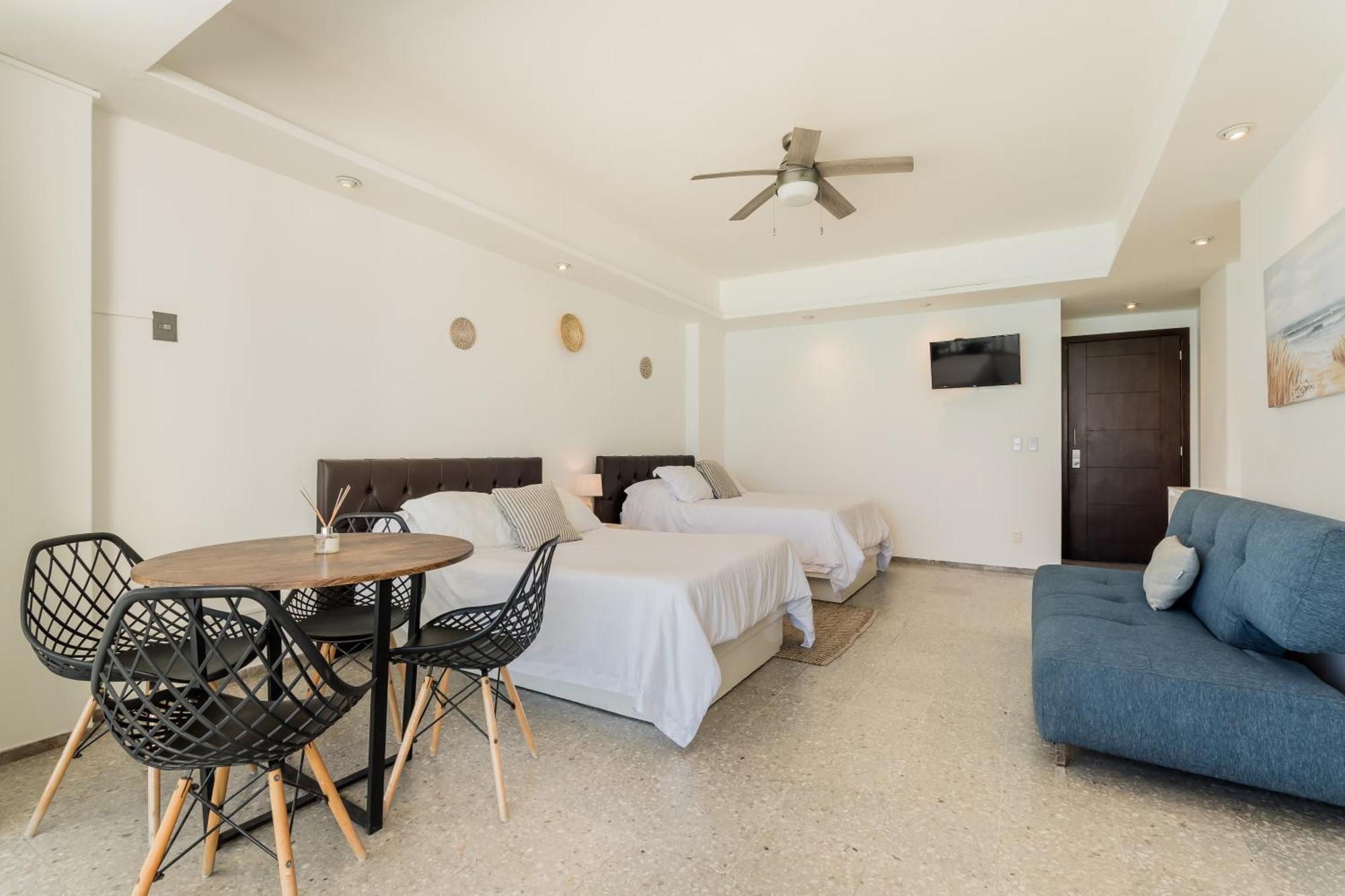 *Turquoise Escape- Beachfront Studio By Casa Paraiso* Канкун Экстерьер фото